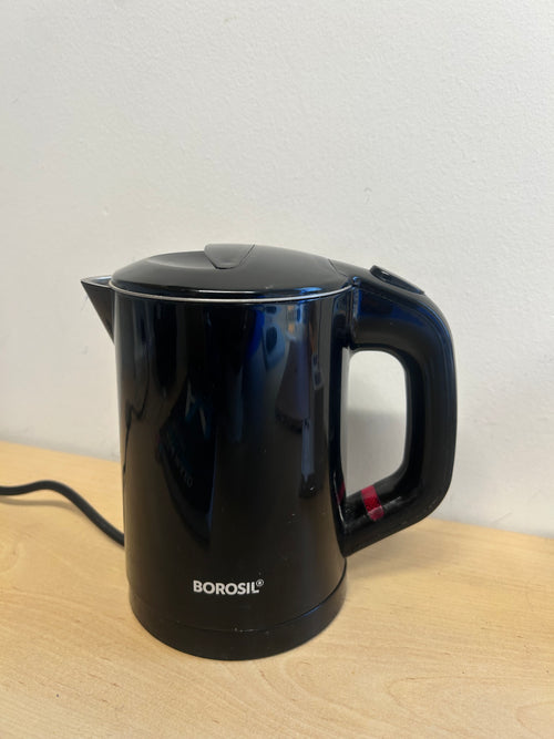 Borosil Electric Kettle – Sleek Black Quick-Boil Kettle